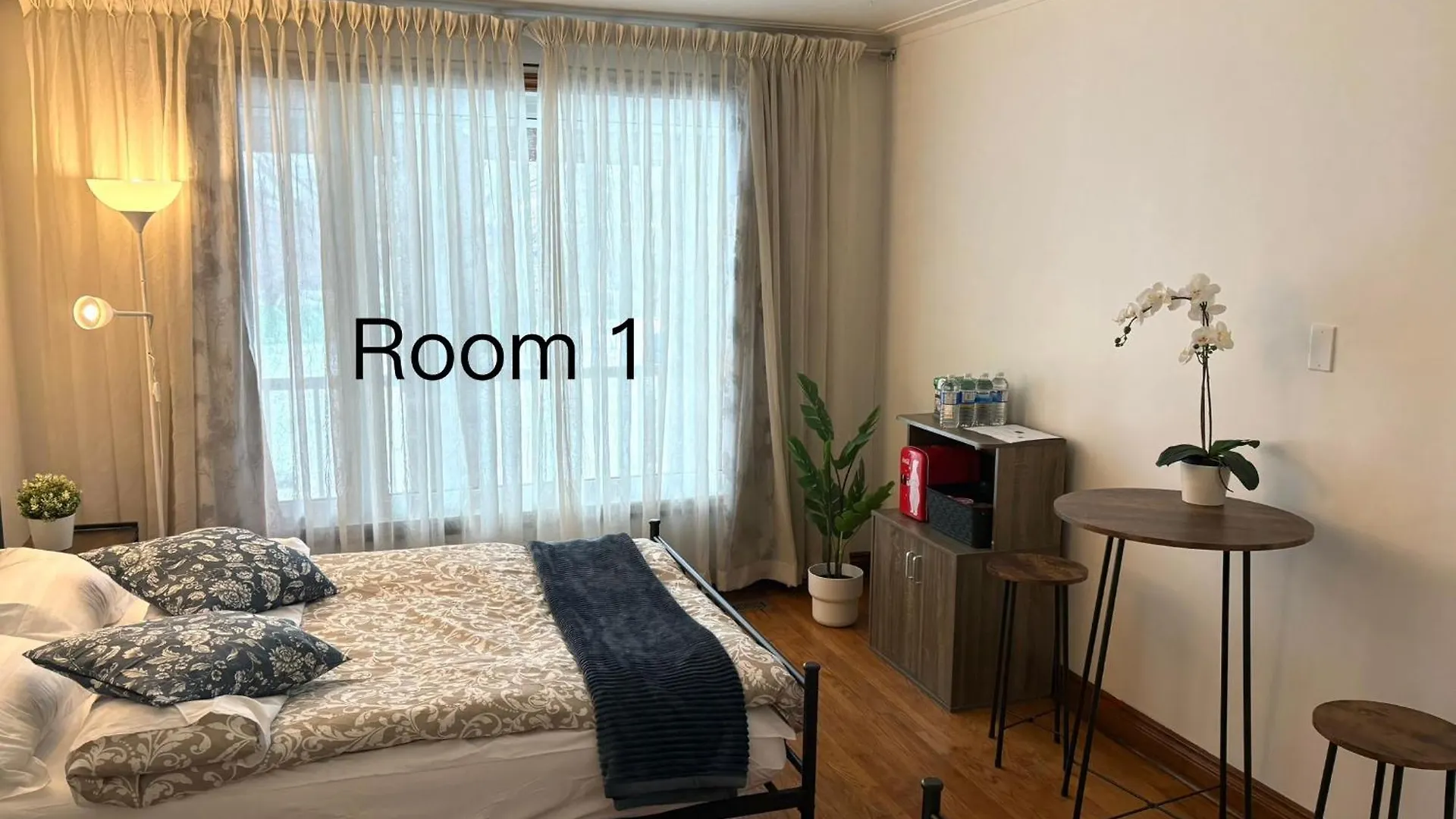 9 Mins To Pareson Ariport Bnb Toronto