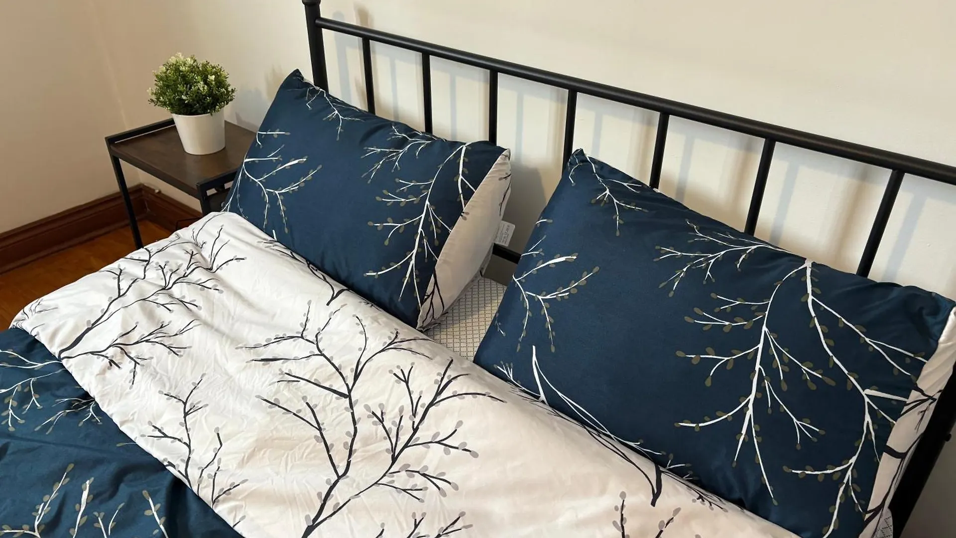 Quarto em Acomodações Particulares 9 Mins To Pareson Ariport Bnb Toronto Canadá